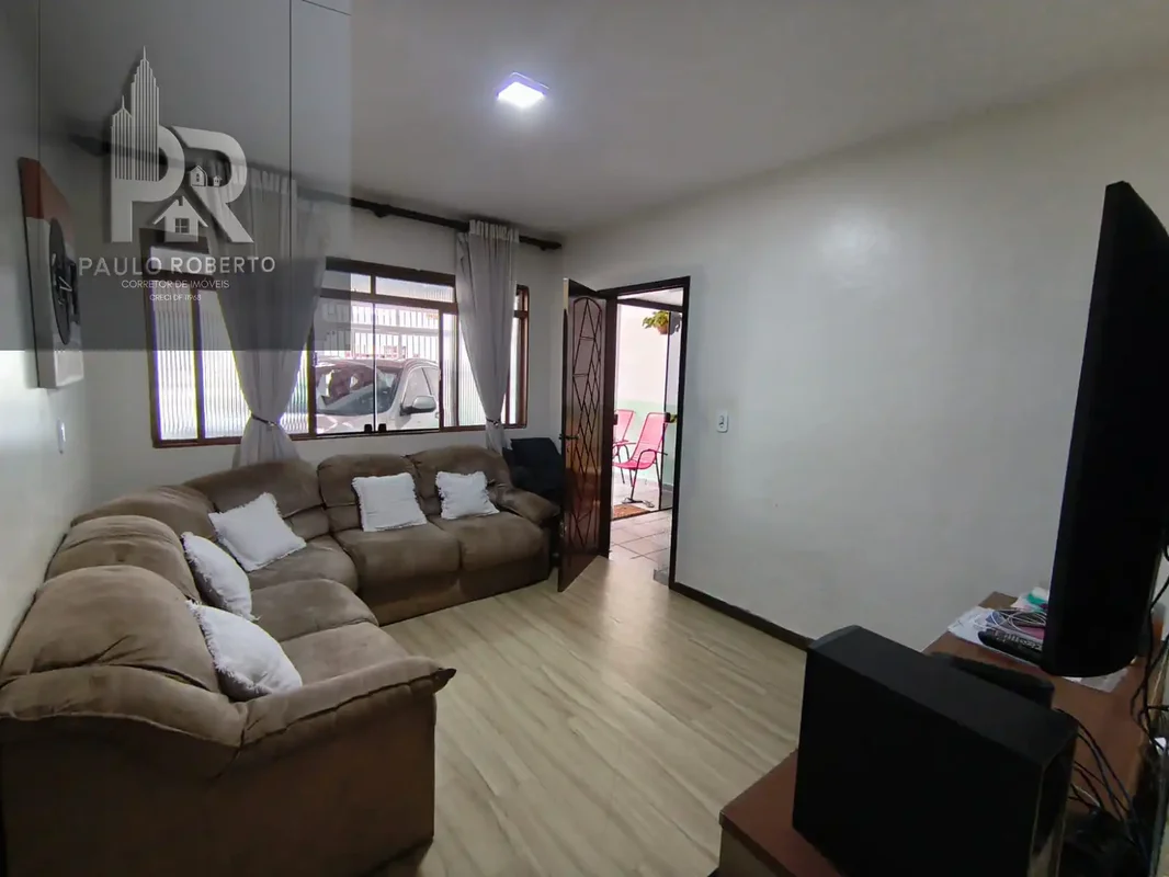 ??? CASA À VENDA – M NORTE | QNM 36?? Conforto, espaço e excelente custo-benefíc...