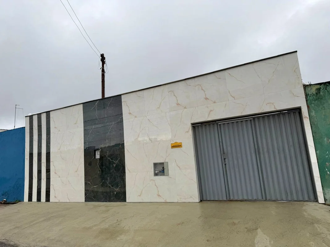 OPORTUNIDADE PARA MORAR OU INVESTIR!(Casa na QNN 21 - Ceilândia Norte)Essa é a o...