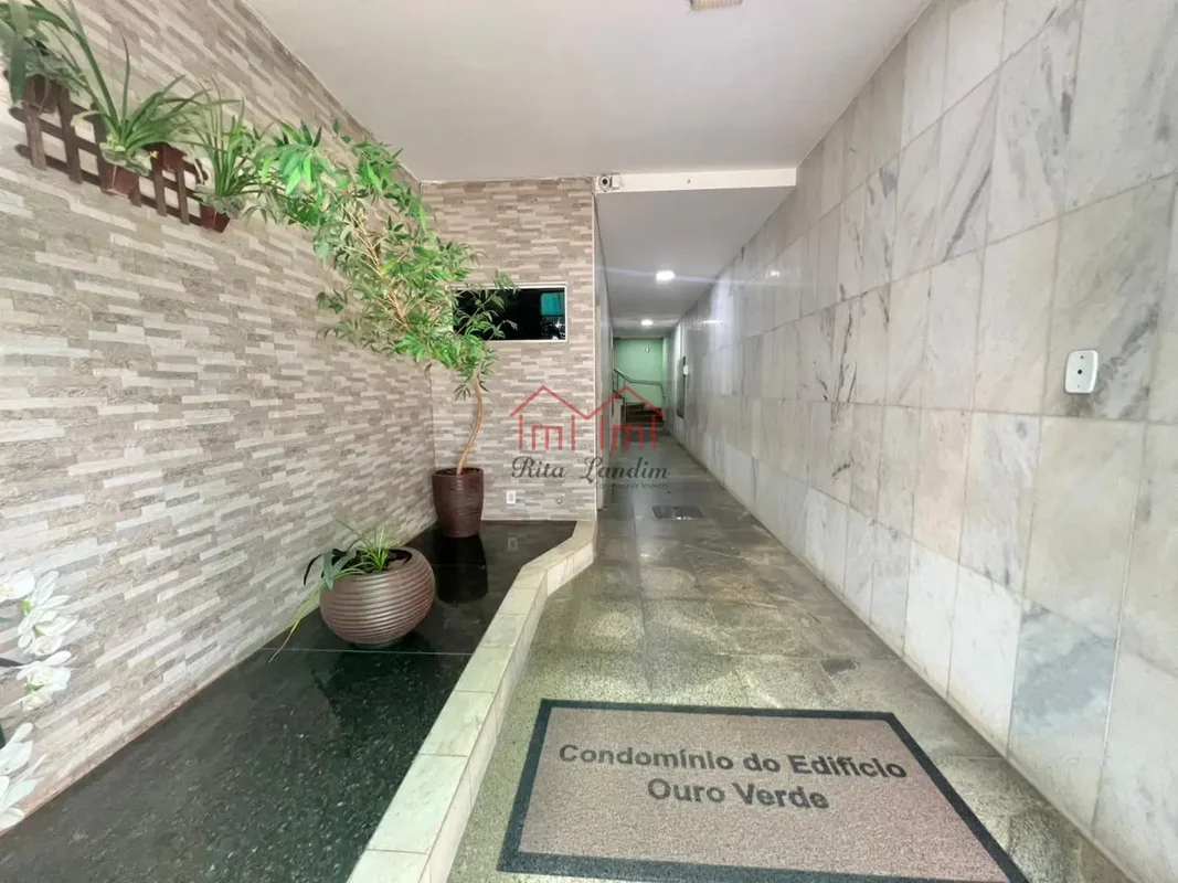 Descubra um apartamento acolhedor e prático na Avenida Central Blocos 1315/1425,...