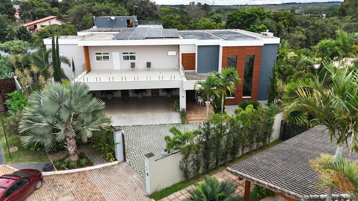 Mansão de Luxo à Venda – Alto Padrão, Elegância e ExclusividadeApresentamos uma ...