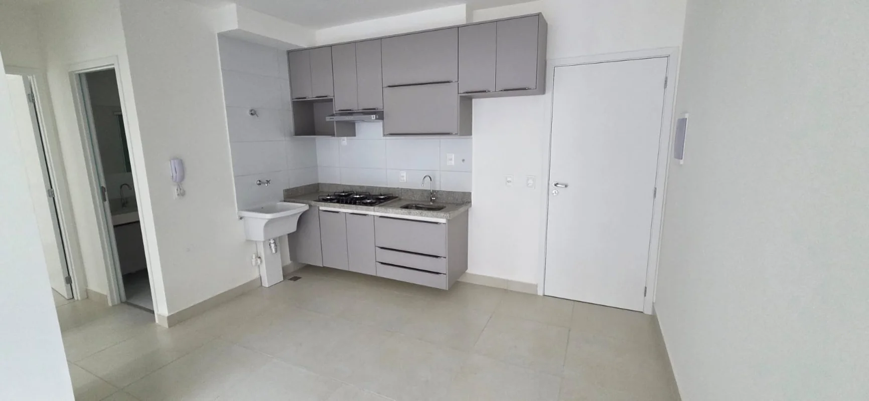 Escritório Imobiliário Ney Linhares aluga:Um excelente apartamento na Quadra Par...