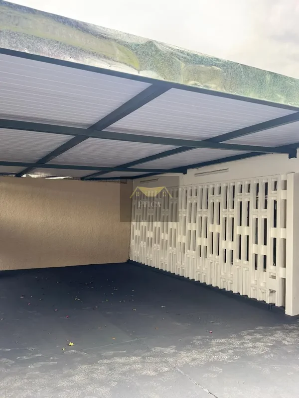 ALUGO CASA NA SHCGN 710, AMPLO IMOVEL NUMA LOCALIZAÇÃO PRIVILEGIADA. LIGUE AGORA...