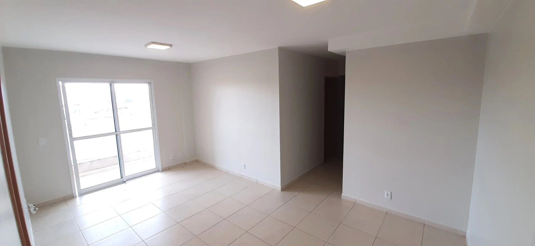 Apartamento padrão com 03 quartos, sendo 01 suíte plena e 02 semi-suítes, sala, ...
