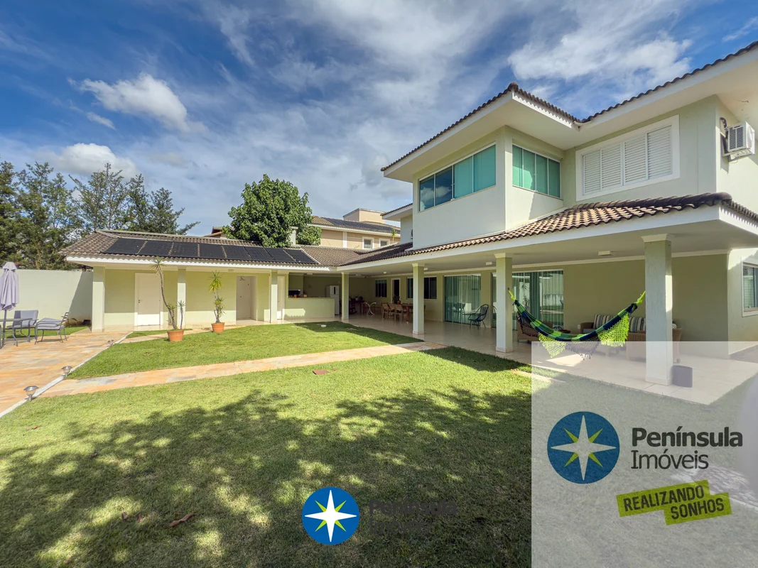 Qi 8 > Excelente padrão, 14 anos de construção, 5 suítes sendo uma térrea.Mansão...