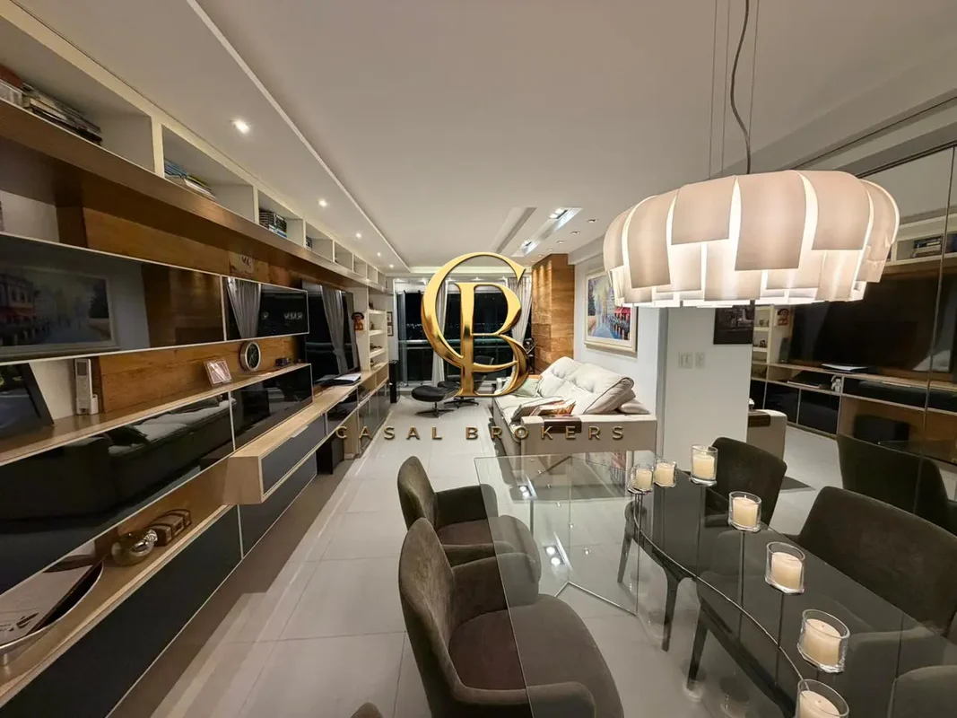 UM APARTAMENTO QUE ENCANTA EM CADA DETALHE — VISTA LIVRE PARA O PARQUE DE ÁGUAS ...