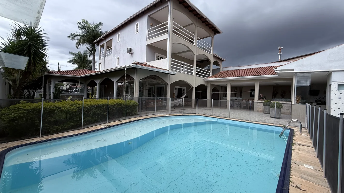 ESCRITURADA E COM HABITE-SE EM ANDAMENTO.Casa sobrado à venda em Vicente Pires c...