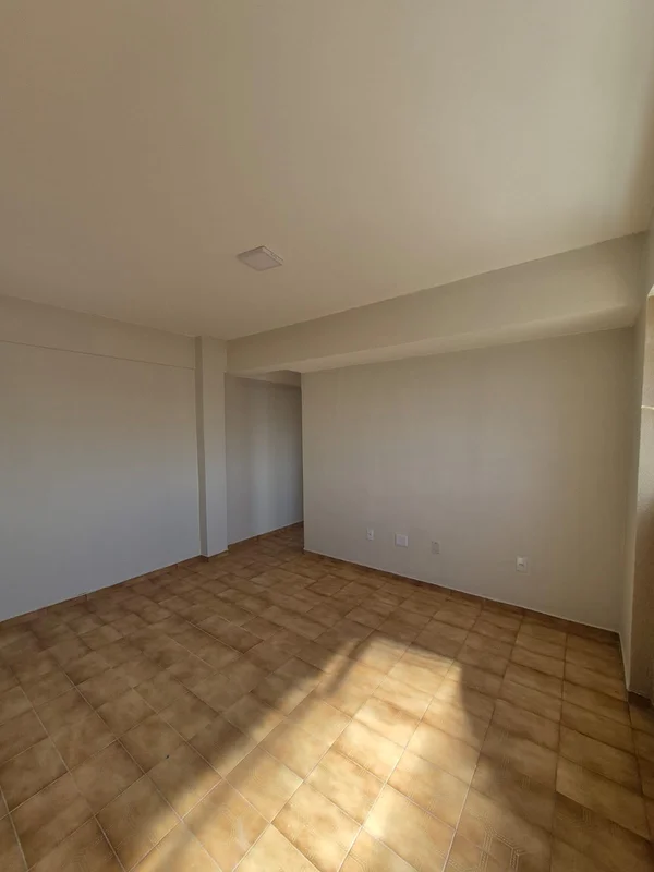 APARTAMENTO PARA LOCAÇÃOApartamento bem distribuído, ideal para quem busca prati...