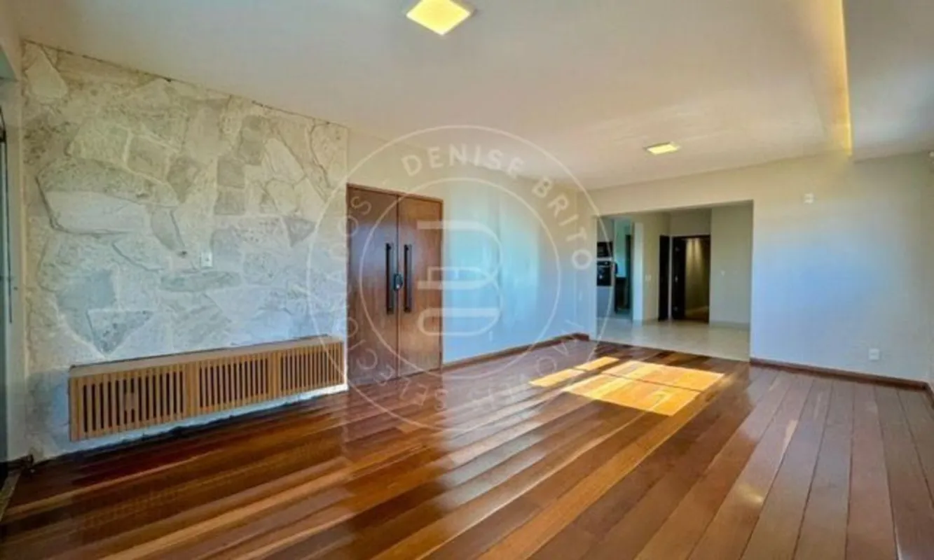 Apartamento à venda no Setor Sul, em Goiânia, com 197 m² privativos, em prédio e...