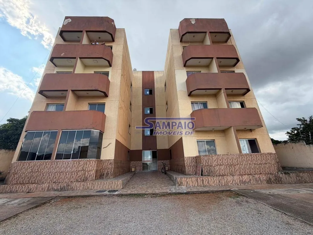 R$ 189.900,00Quadra 92, Conjunto B, Lote 15, Apto 403 Setor 09, Águas LindasApar...