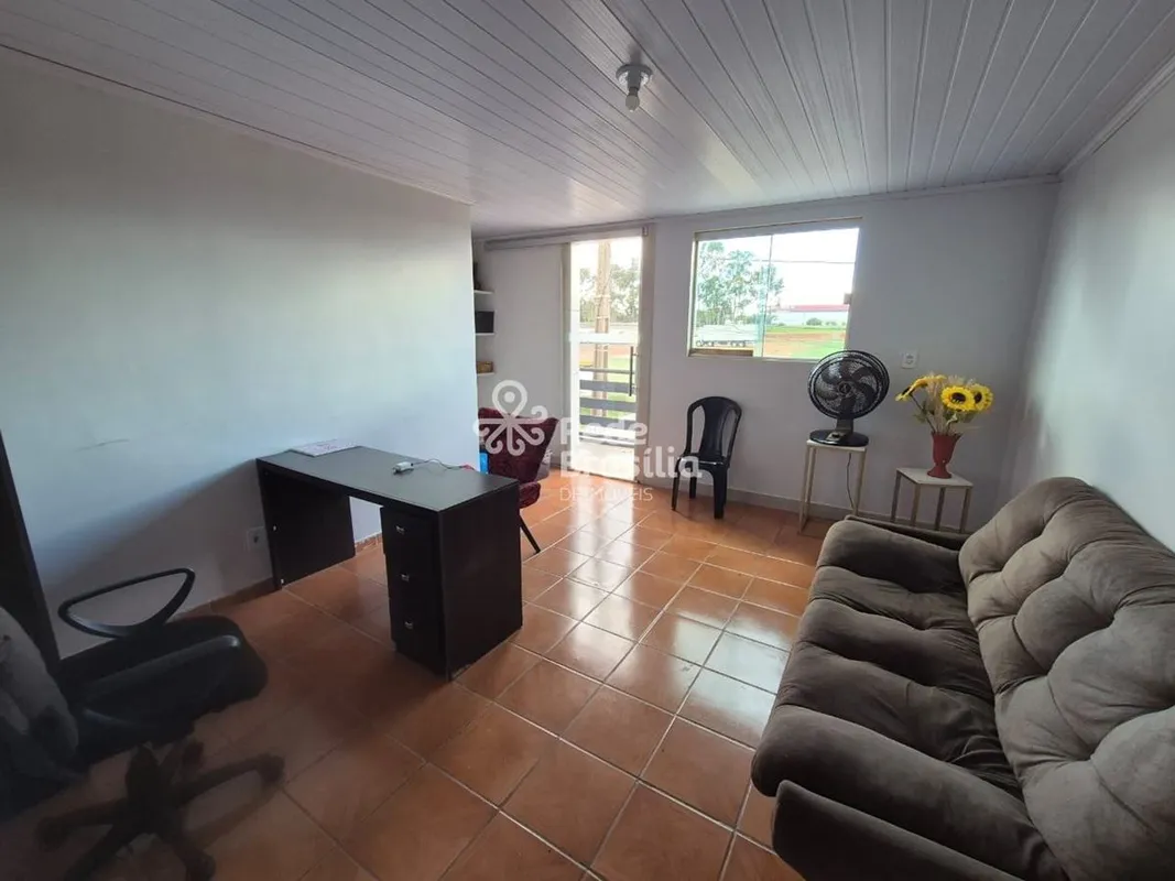 Quadra 300 | Casa Comercial 3 Banheiros 2 vagas de Garagem Cobertas - Recato das...