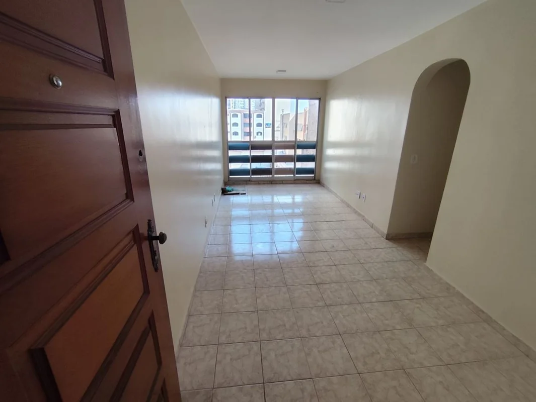 Excelente apartamento 3 QuartosSala de estar e jantar;Cozinha com armários;Área ...