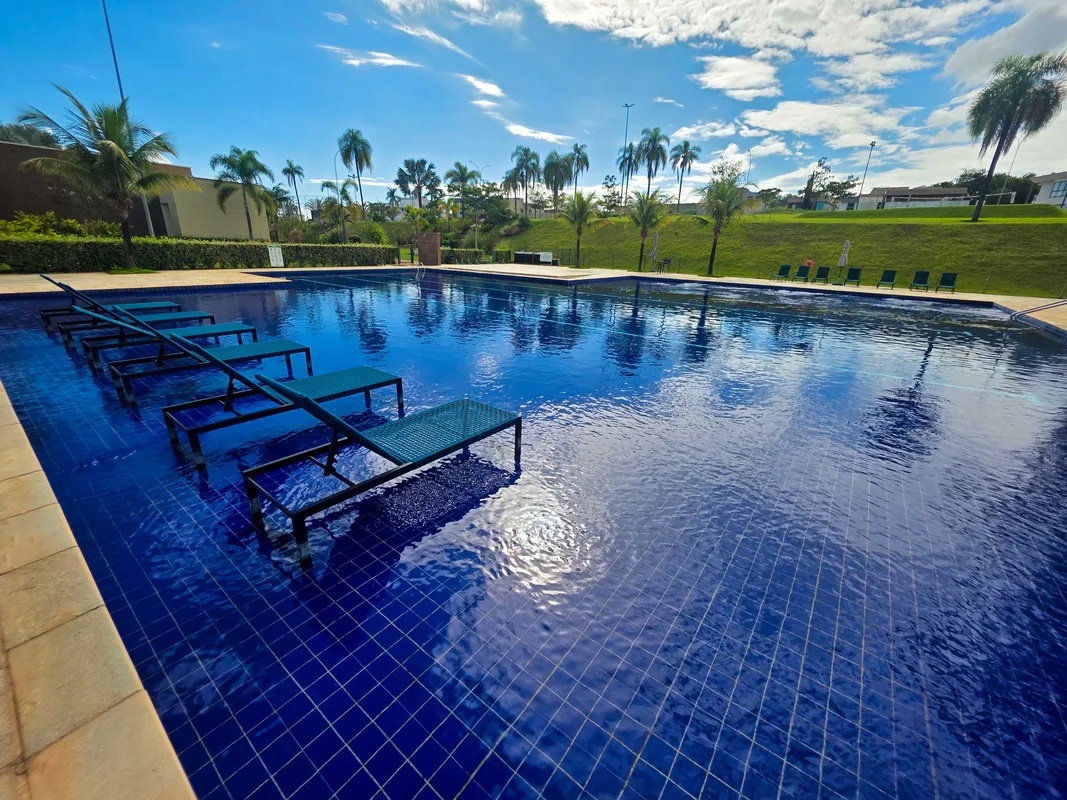 Vendo dois lotes vizinhos no Condomínio Damha 2 totalizando 774m² (387m² cada)Tr...