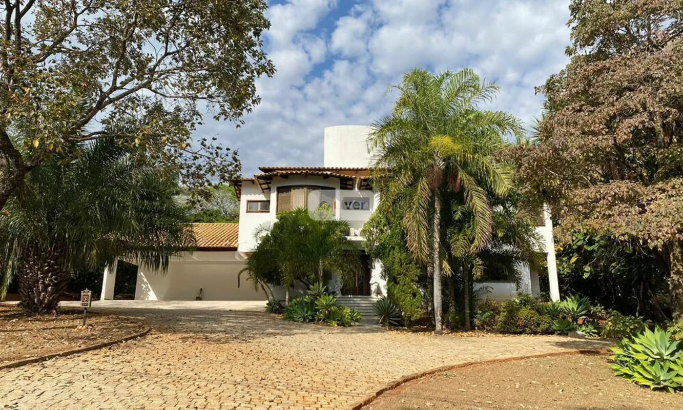 ?? Casa para locação no Condomínio Aldeia do Vale – Avenida Floresta! ??Encante-...