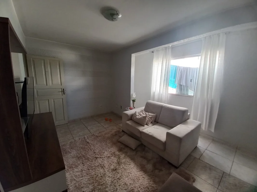 Escritório Imobiliário Ney Linhares vende:Um prédio na QI 06 do Setor de Indústr...