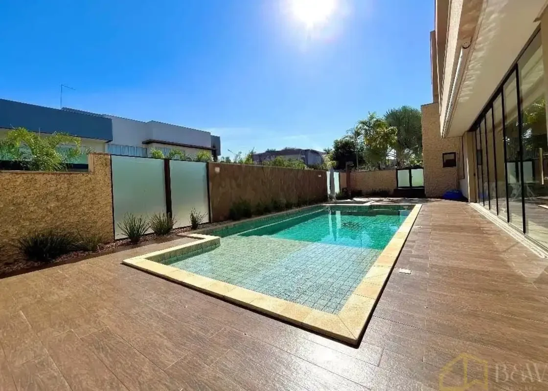 SOBRADO ALTO PADRÃO/ 3 SUÍTES/ PISCINA/ PORTAL DO SOL GREEN 510m2 de Terreno com...