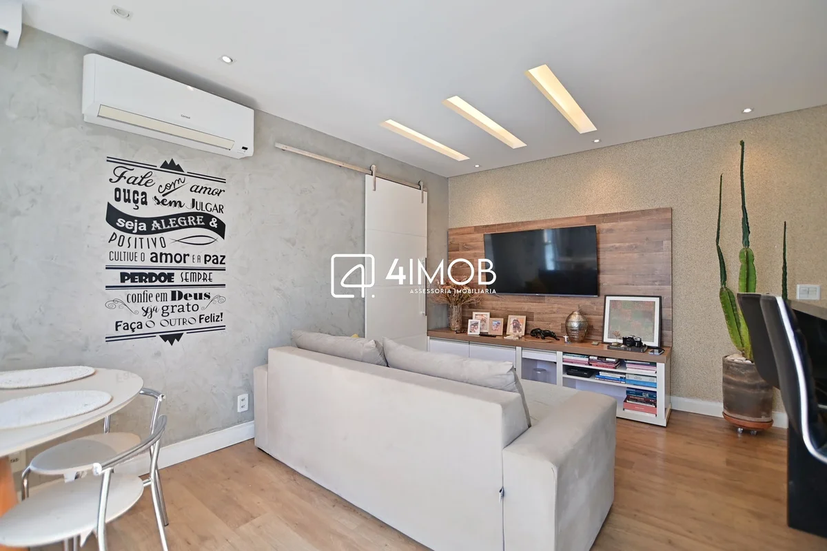 QUADRA 104, RESIDENCIAL AVANT, ÁGUAS CLARAS , 1 QUARTO, REFORMADO, ANDAR ALTO!Ap...