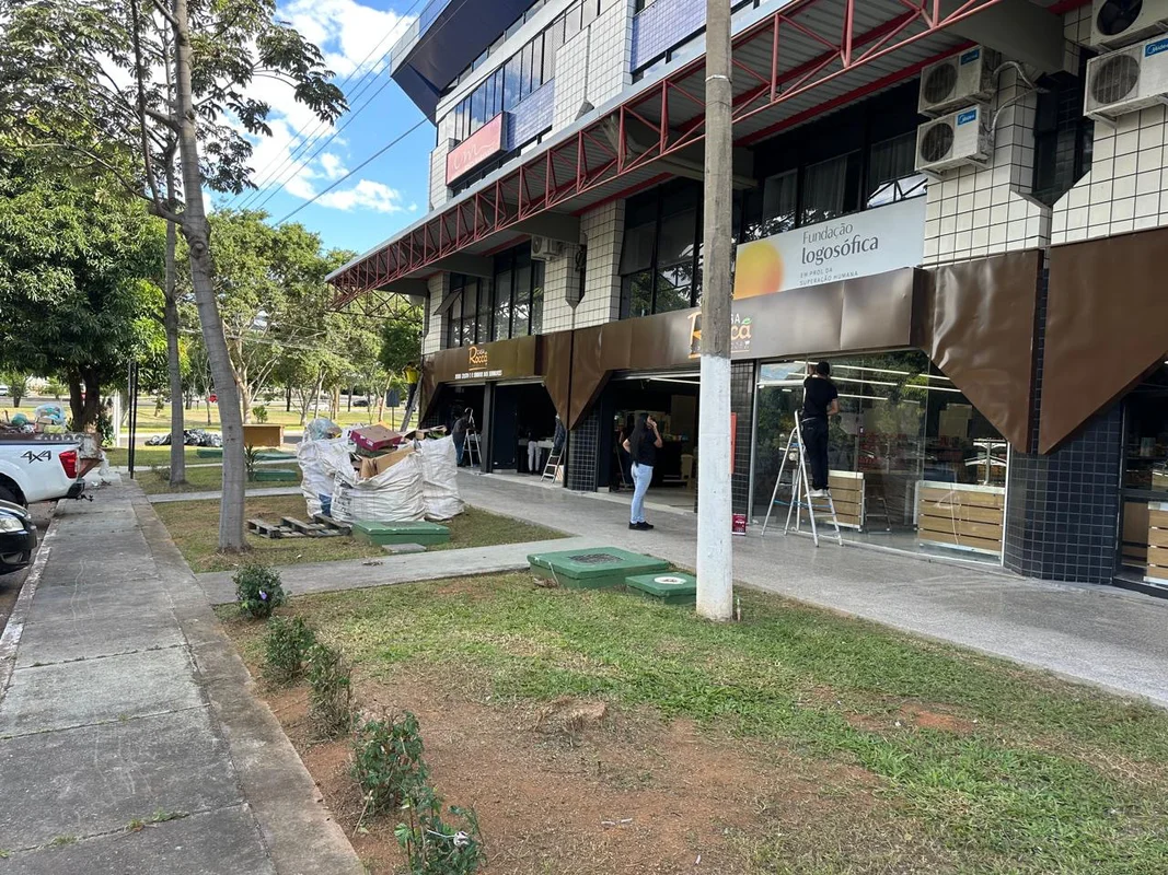 *Aluguéis de salas e lojas à partir de R$ 3.500,00. Aluga-se salas e lojas em pr...
