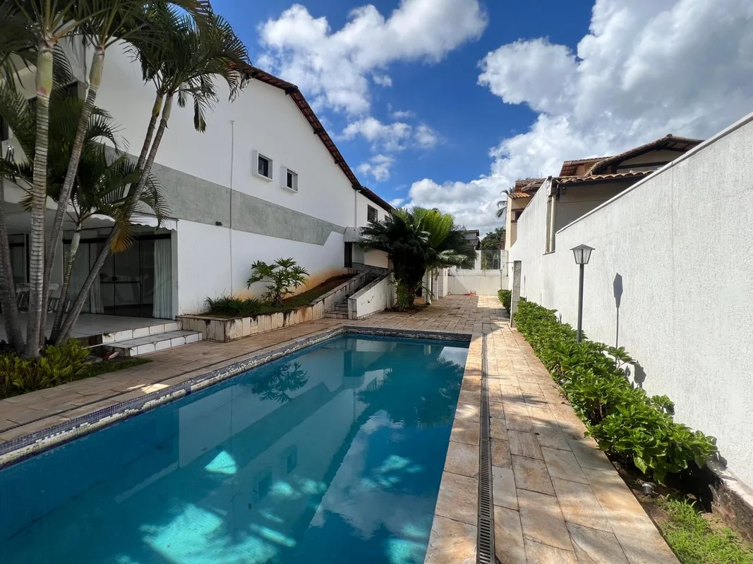 Casa à Venda na QI 19 Casa para reforma à venda na QI 19 do Lago Sul, em localiz...