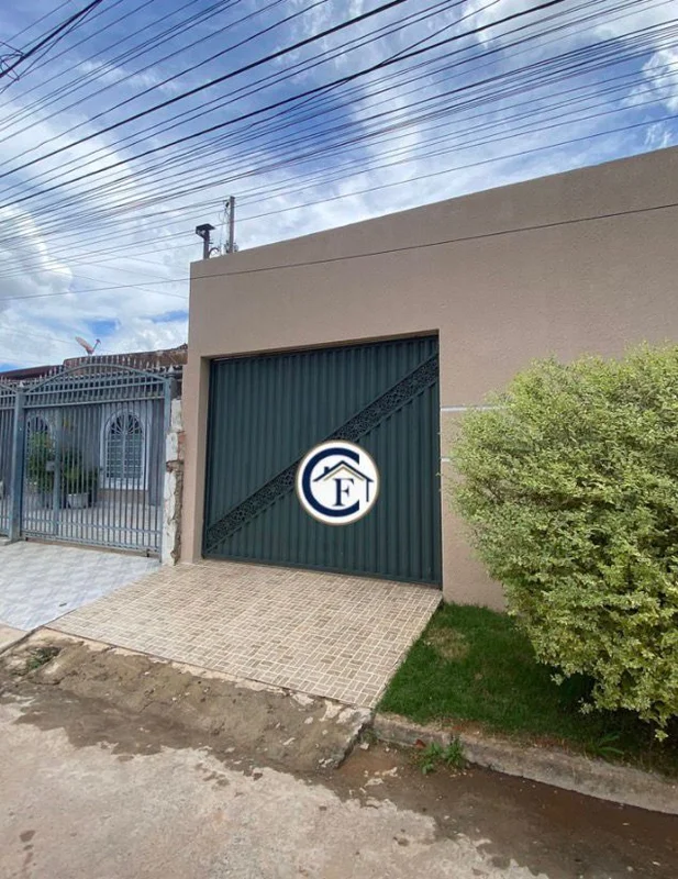 Oportunidade imperdível no Setor Leste do Gama(inacabada)Excelente casa de esqui...