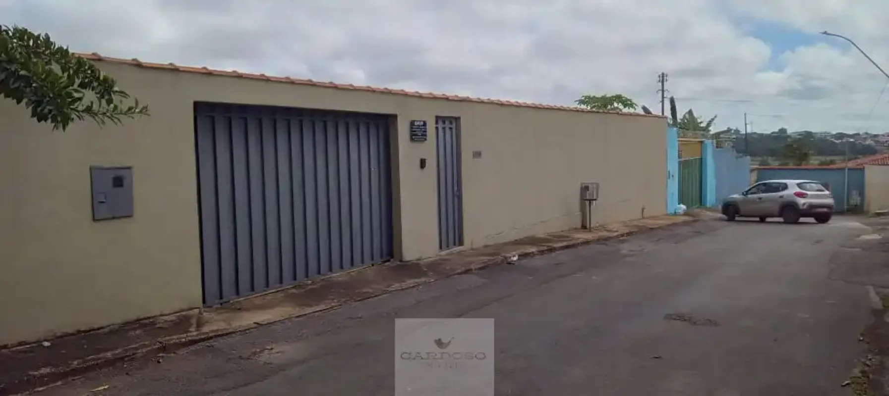 Casa de 3 quartos em lote de 400m2 na Colônia Agrícola Samambaia!Ótima casa de 3...