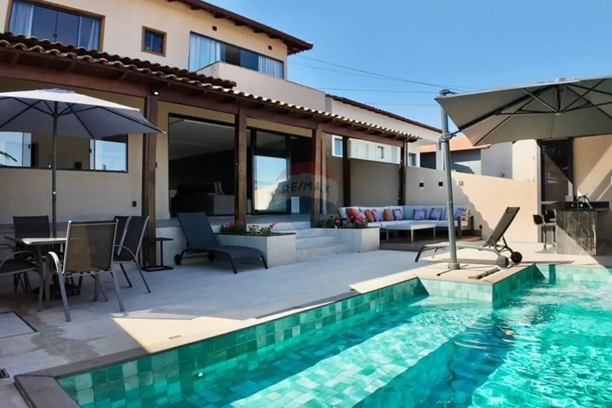 RE/MAX APEXIONVENDE:VALOR REDUZIDO?? Casa com área de lazer completa e pôr do so...