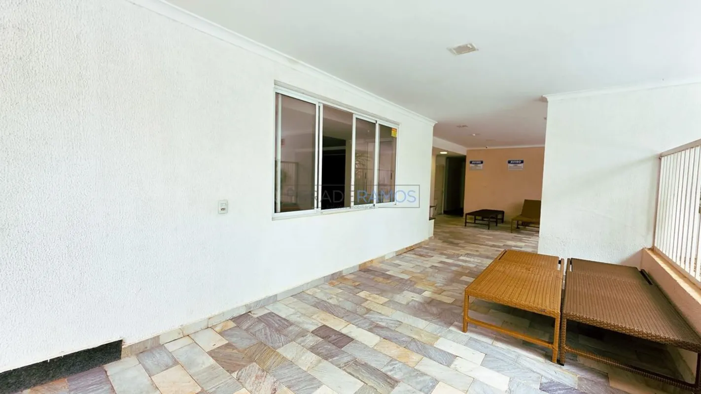 Apartamento no 7º andar, com 61,17 m², bem distribuído e com armários planejados...