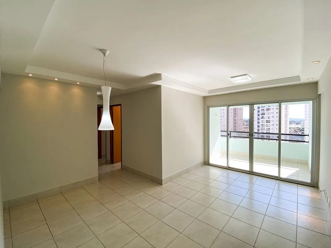 Apartamento com 3 quartos, sendo 1 suíte, todos equipados com armários planejado...