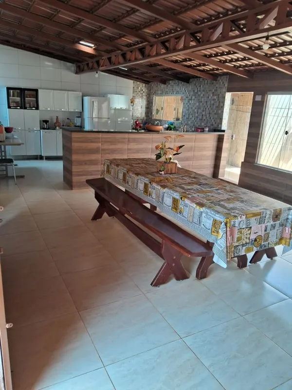 GH2353Casa com 3 quartos no Carolina Park, em terreno com 200m² com 176m² de áre...