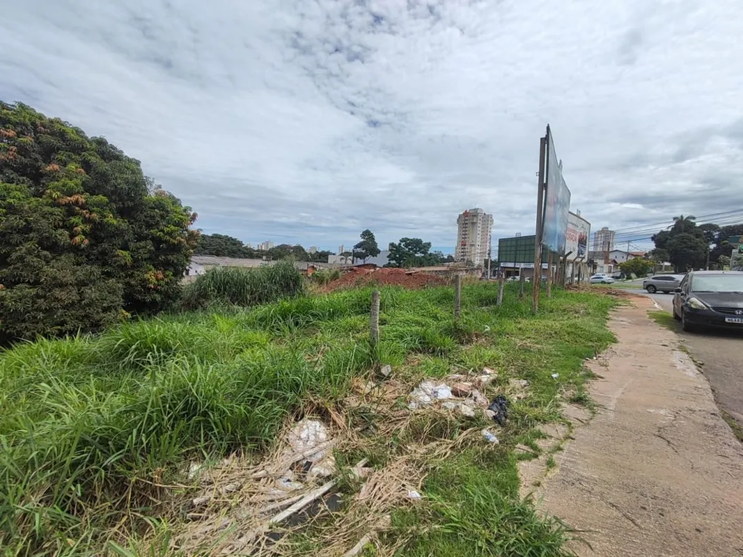 GH2320Área Comercial á venda no Jardim Goiás - Área 628,00 metros;- IPTU Anual R...