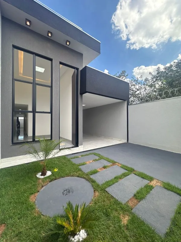 GH2314Casa com 3 quartos no Setor Morada dos Pássaros, em terreno com 139,50m² c...