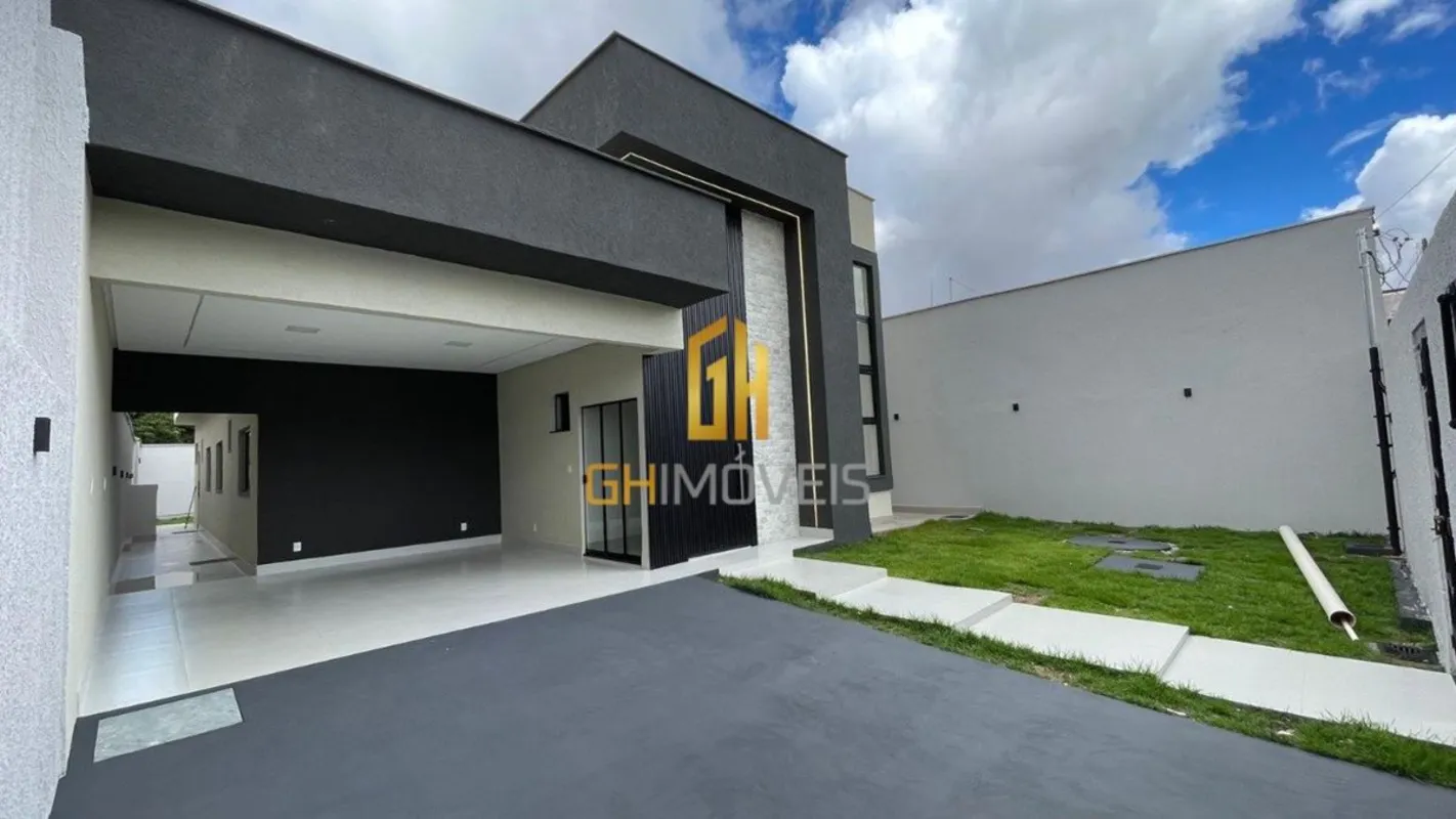 GH2257A casa possui - 3 suítes amplas- Sala de estar e jantar integradas- Área g...