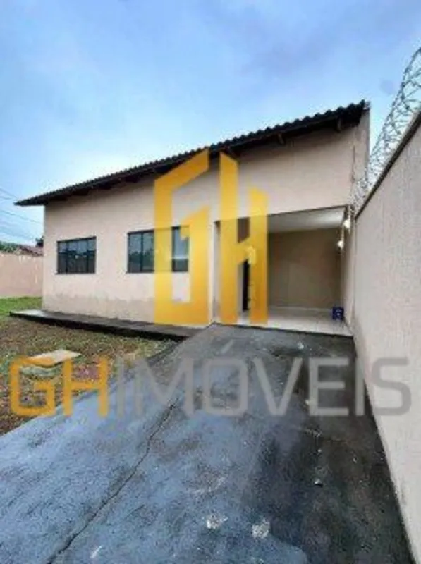 GH2255A casa possui - Casa 3 quartos sendo uma suíte - Garagem ampla para 2 carr...