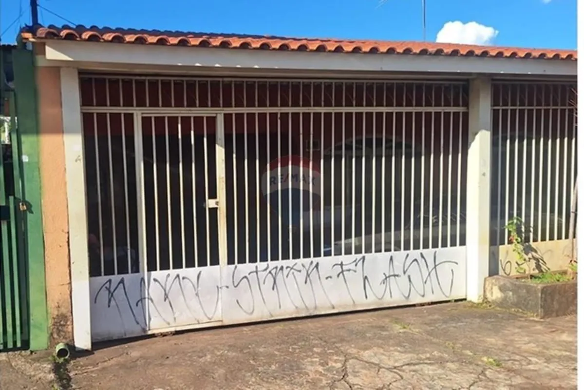 OPORTUNIDADE COMERCIAL E RESIDENCIAL NA M NORTE QNM 38Excelente imóvel estrategi...