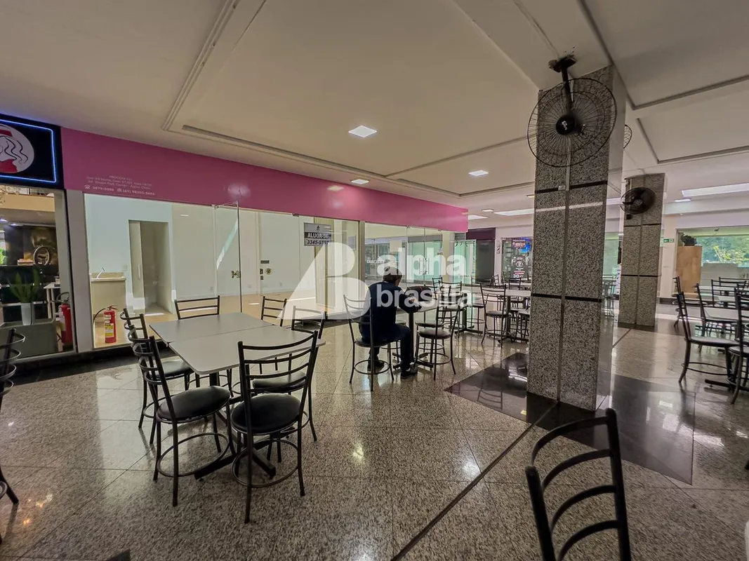 Espaço versátil, funcional e pronto para diversos tipos de comércio. Aproveite e...