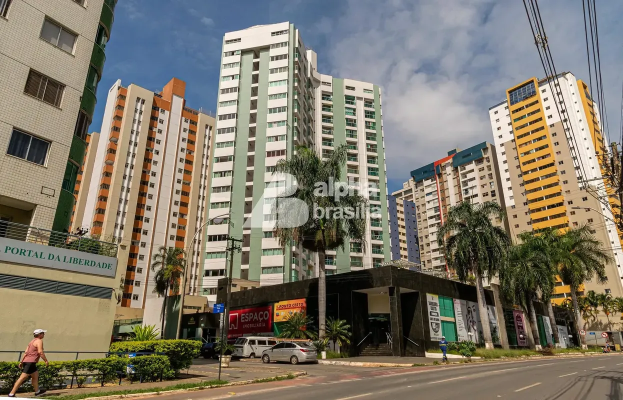 Espaço versátil, funcional e pronto para diversos tipos de comércio. Aproveite e...