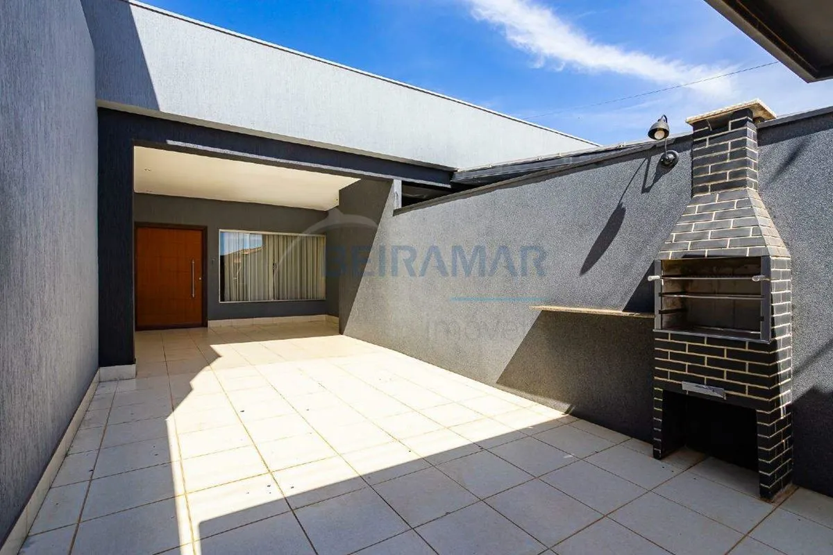 Casa em Condomínio Fechado com 3 Suítes - Residencial Lagoa Bonita, Vicente Pire...