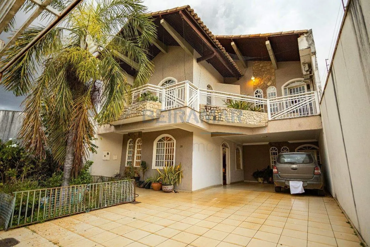 Excelente oportunidade para quem busca espaço, conforto e lazer completo em uma ...