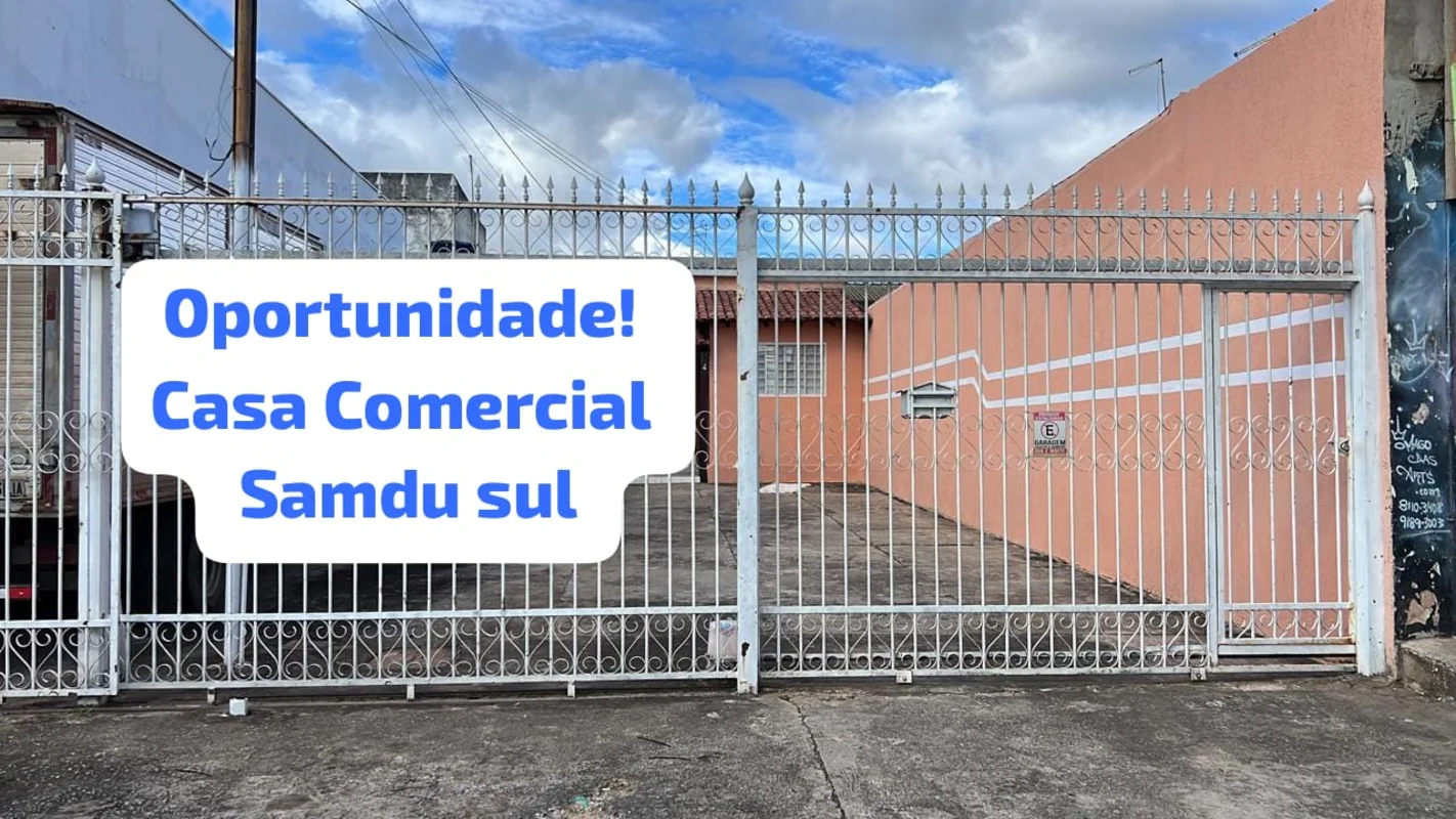Casa Residencial/Comercial.Com 03 quartos.Sala de TV, Sala de jantar.Cozinha gra...
