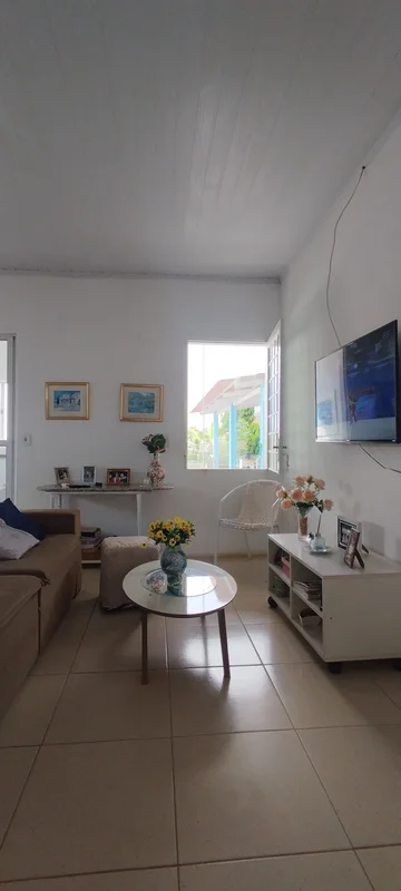 Oportunidade em Vicente Pires. Rua 4 Casa composta:2 quartos2 banheirossala de T...