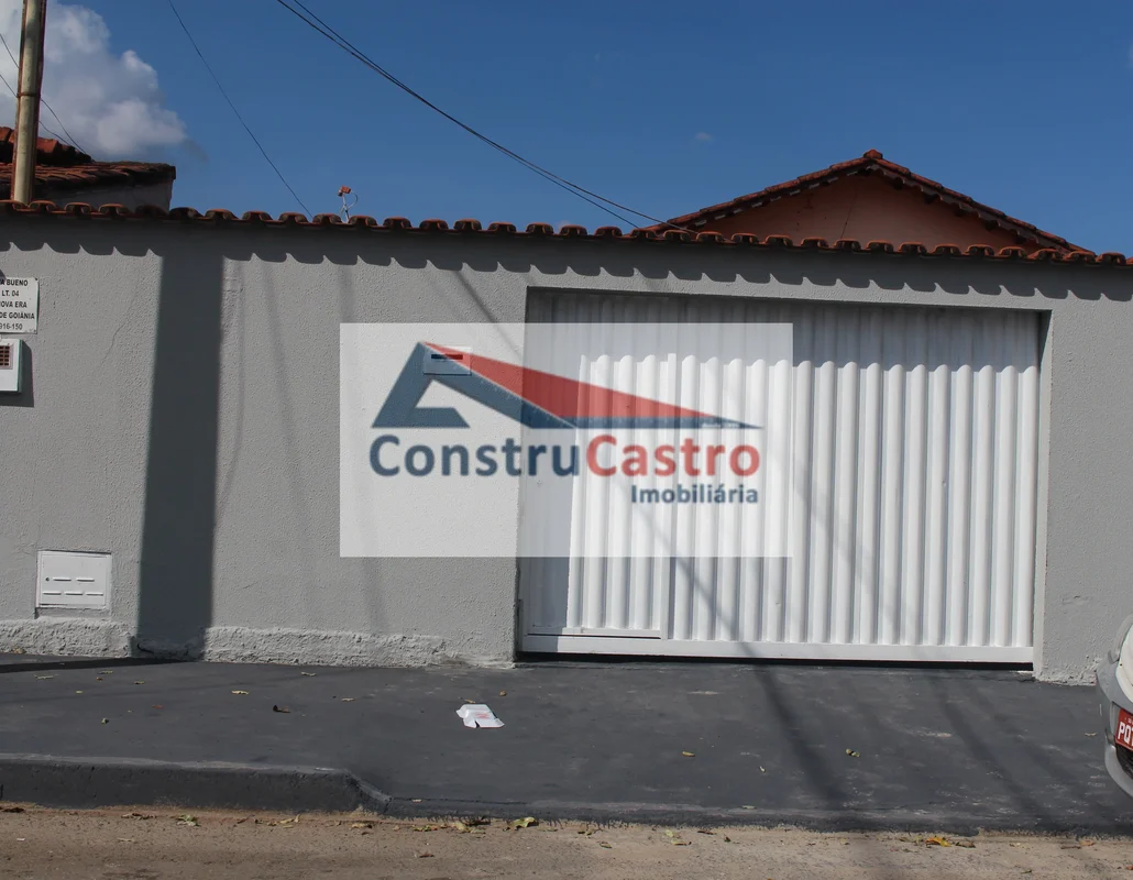 Encante-se com esta casa de 3 quartos, sendo 1 suíte, localizada na Rua Silva Bu...