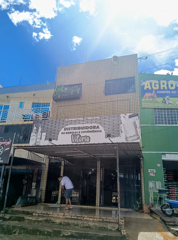 VENDO! APARTAMENTO GRANDE NO SETOR DE MANSÕES. VALOR 140 MILO mesmo é composto d...