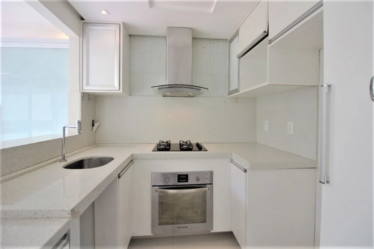 Julisce Alencar Assessoria Imobiliária vende...Casa localizada na QC. 10 (Jardin...