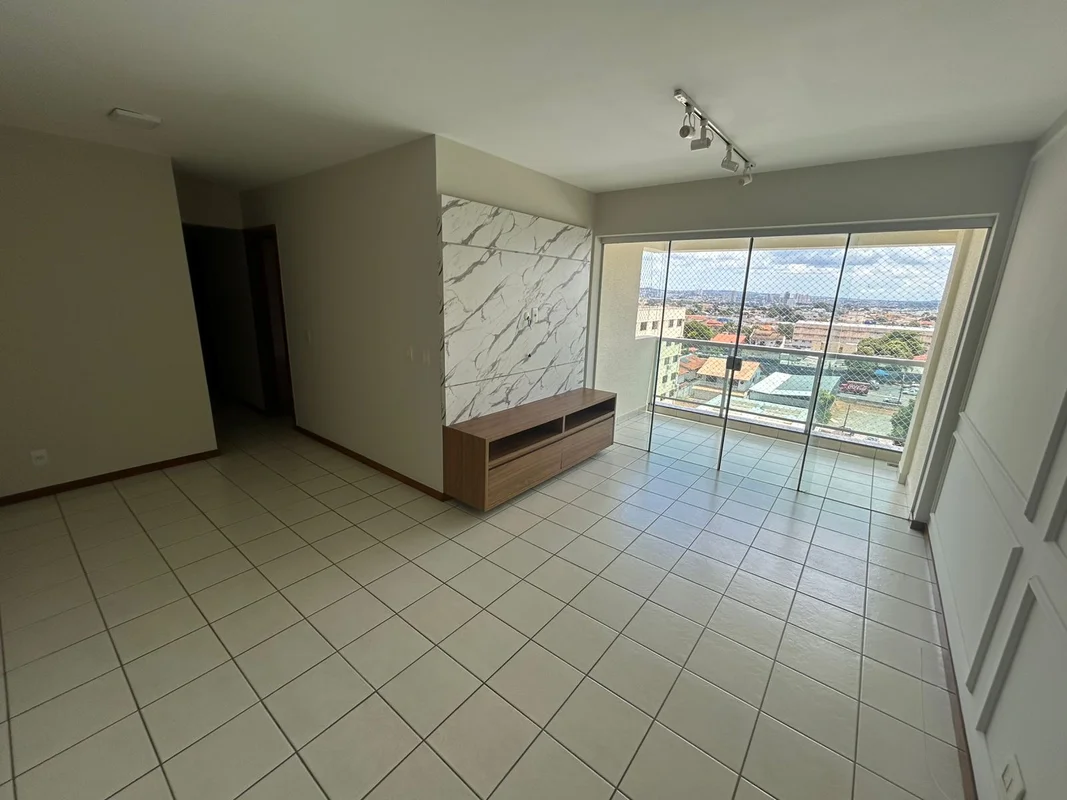 Frente a Smart Fit da T 1, região muito boa de se morar, repleta de conveniência...