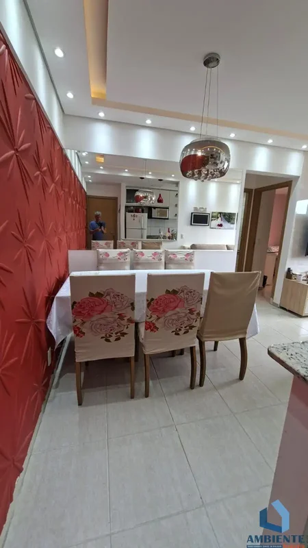 OPORTUNIDADE IMPERDÍVEL! ??Apartamento 2 Quartos – TODO REFORMADOSe você busca c...