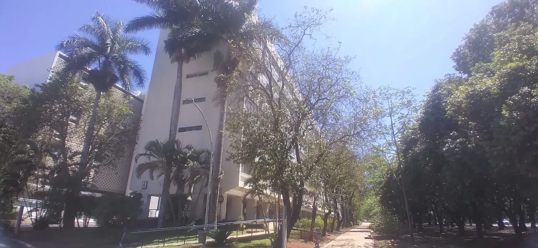 Descubra um apartamento confortável e prático na SQS 309 Bloco A, na Asa Sul, Br...