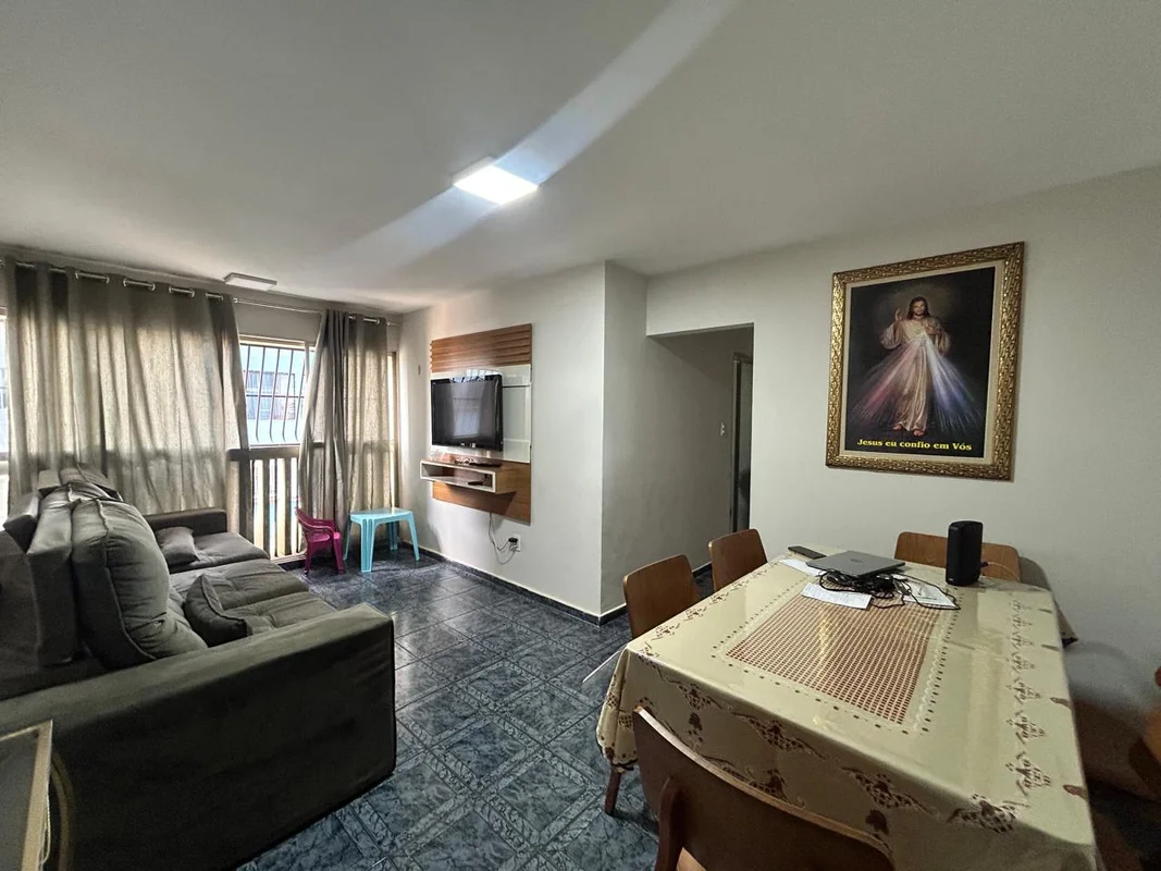 APARTAMENTO À VENDA – CNB 13 | TAGUATINGA NORTECaracterísticas do imóvel* 2 quar...