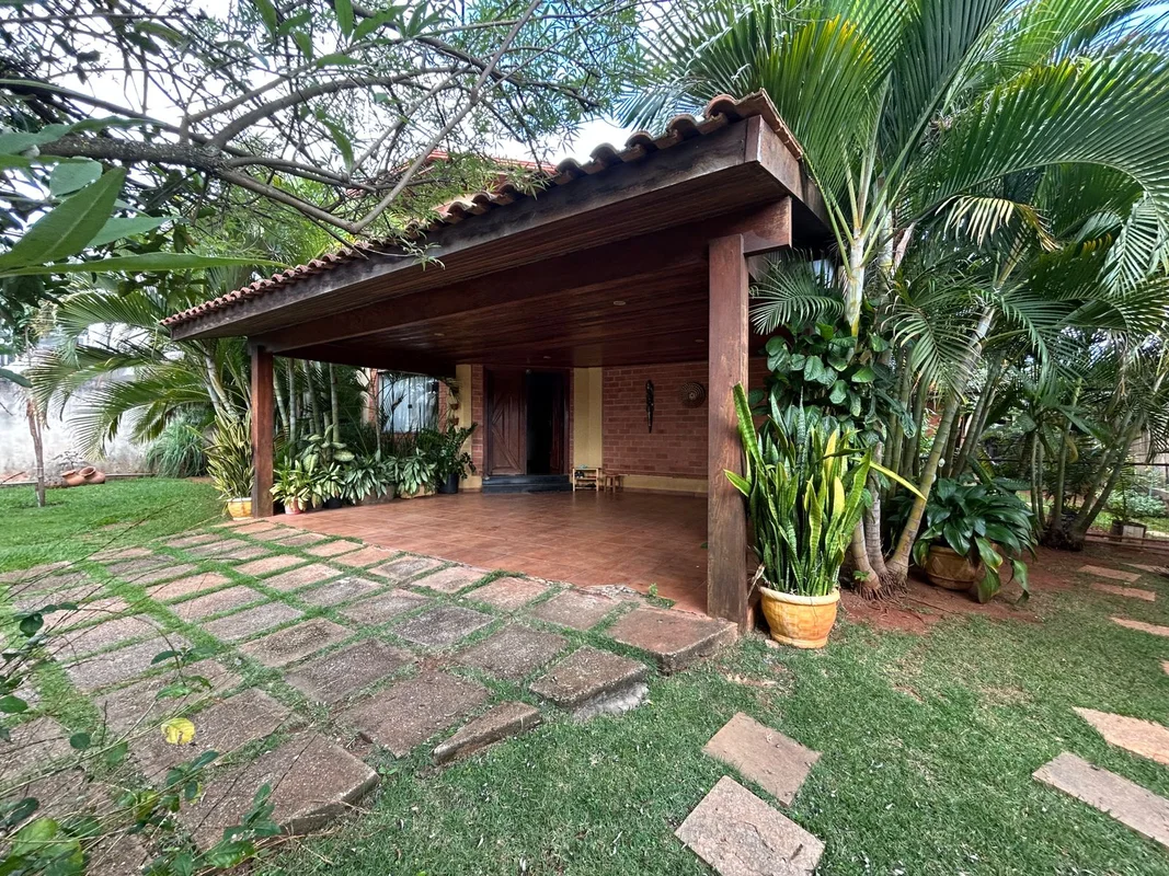 Excelente casa localizada no Taquari, com terreno de 800 m2. Imagine morar em um...