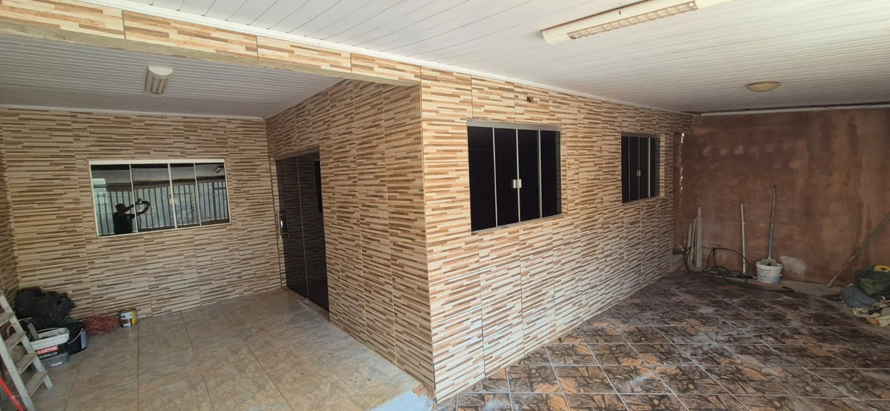 CASA SOL NASCENTE- Casa 3 Quartos sendo uma suíte, Banheiro social - Sala ampla,...