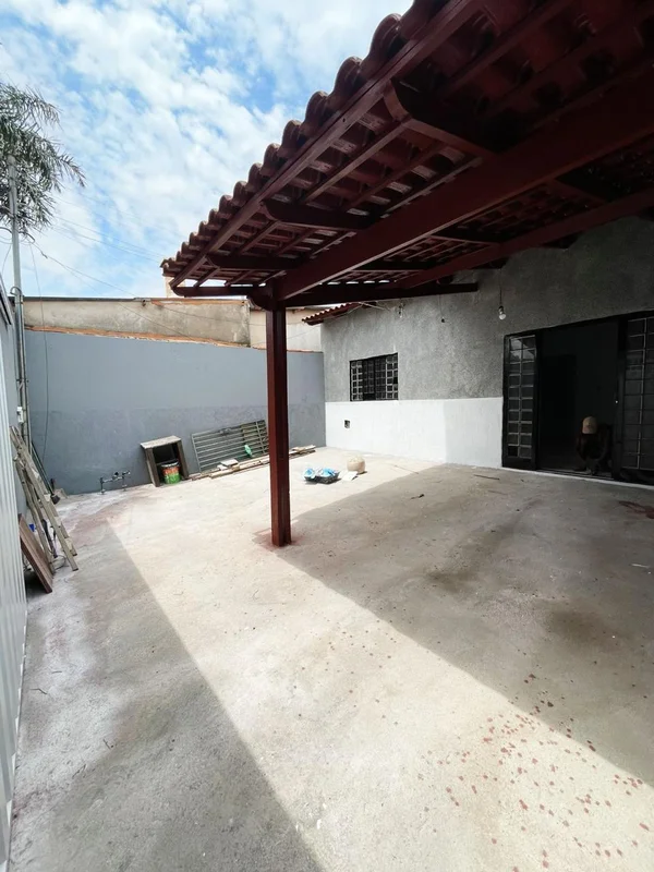 ?? OPORTUNIDADE – CASA À VENDA TODA NA LAJE NA QR 221 | PRÓXIMO À ESTAÇÃO VILA O...