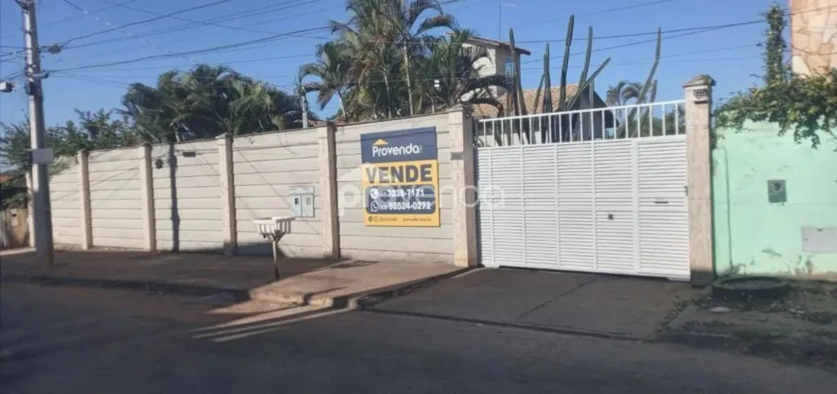 Esta excepcional chácara de 4.740 m² é o lugar perfeito para quem busca um espaç...